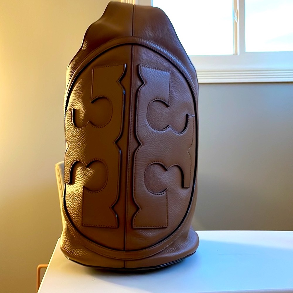 Tory Burch All T Hobo in Camel